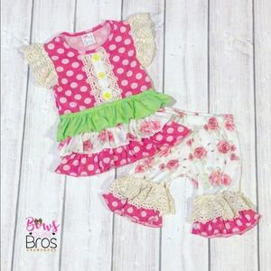 Polka Dot & Floral Outfit